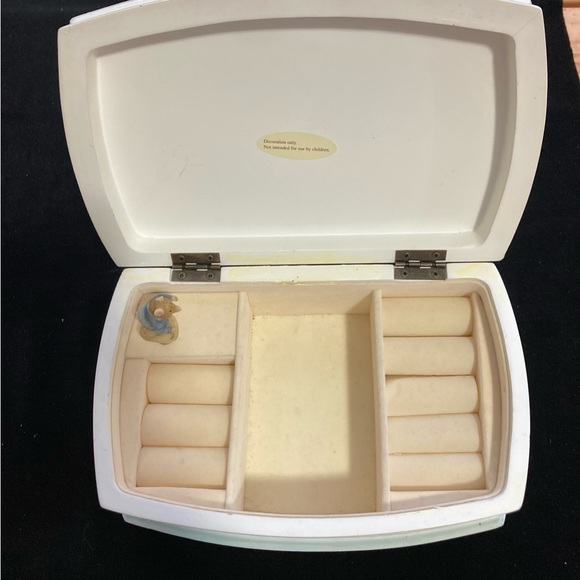 Vintage Brambly Hedge Jewelry Music Box 9”x3.5” Clean Never Used - Picture 3 of 12